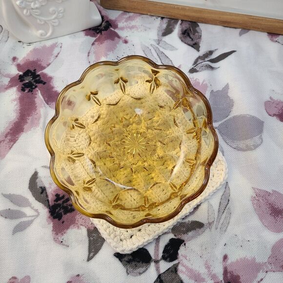 Vintage Amber Glass Bowl 6" Round Starburst Pattern Dessert Salad Dish VTG - Picture 5 of 5